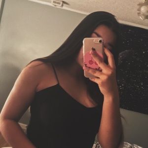 Meet your Posher, Alyssa
